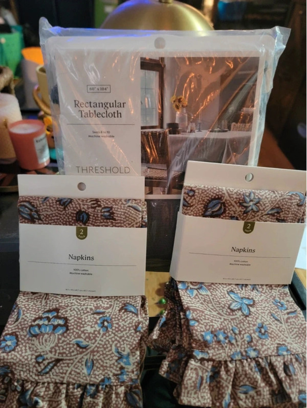 Threshold table cloth/napkins set